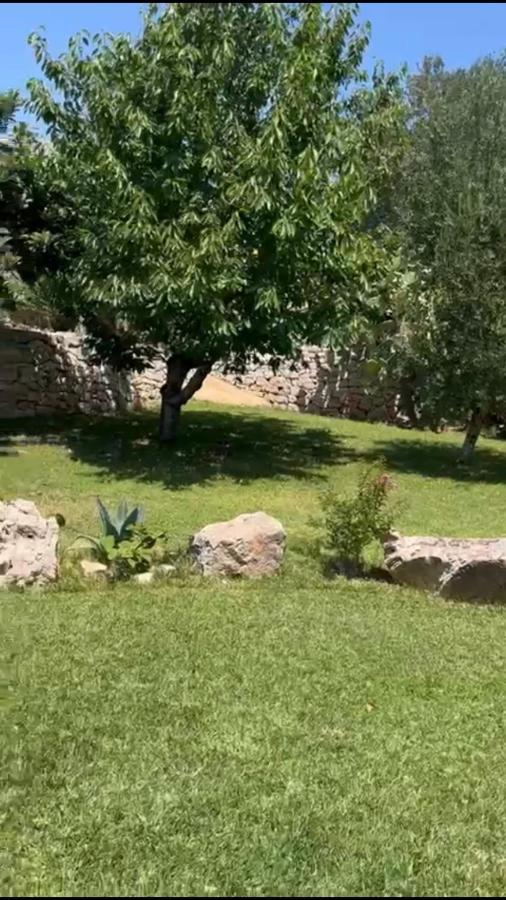 Trulli Tesoro Bed & Breakfast Cisternino Luaran gambar