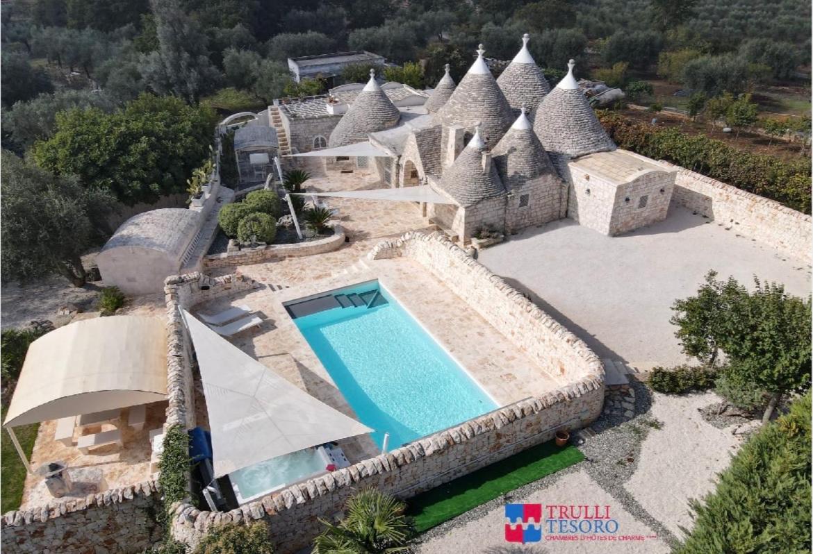 Trulli Tesoro Bed & Breakfast Cisternino Luaran gambar